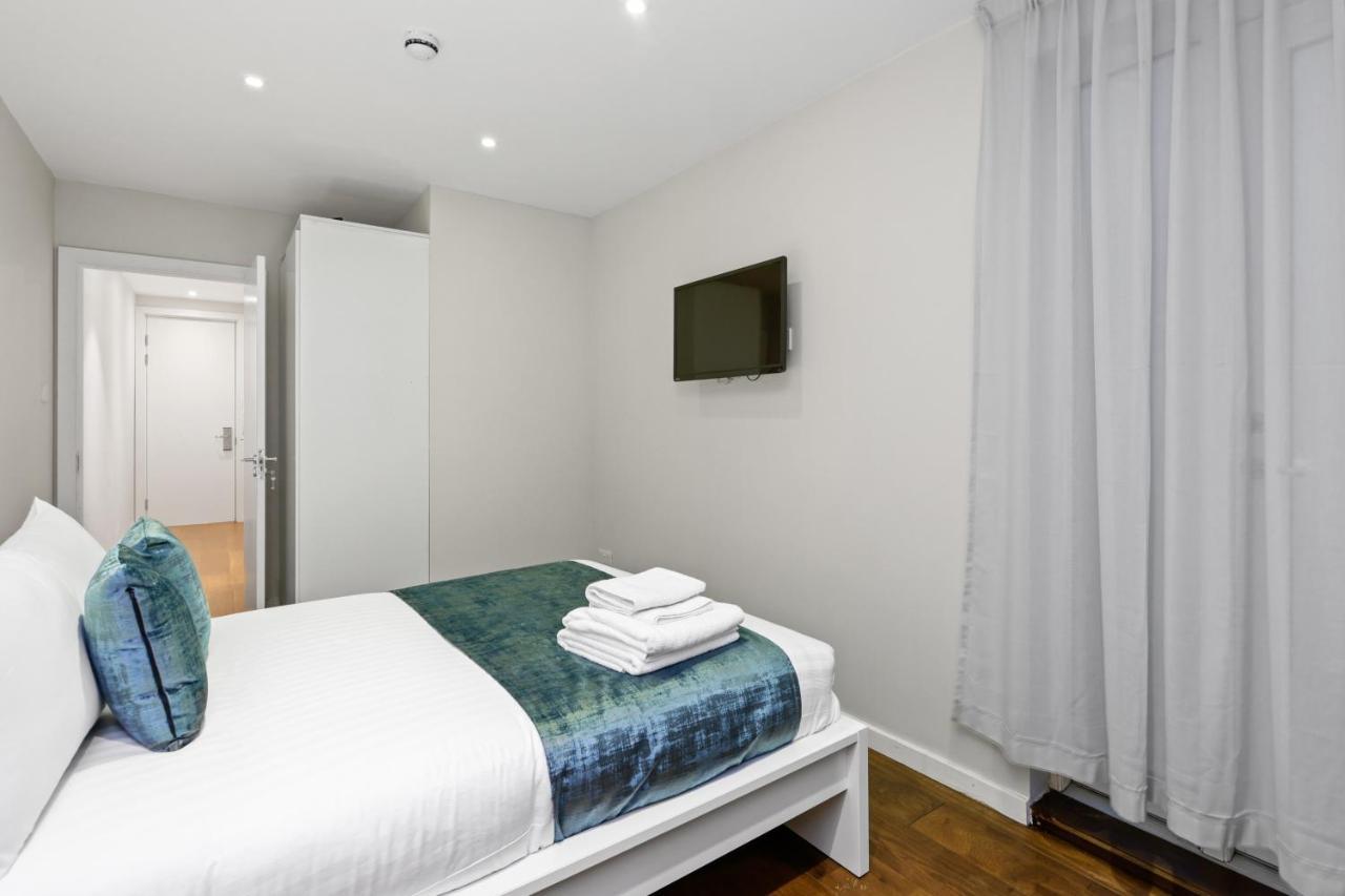 Spacious 1 Bedroom Flat ลอนดอน ภายนอก รูปภาพ
