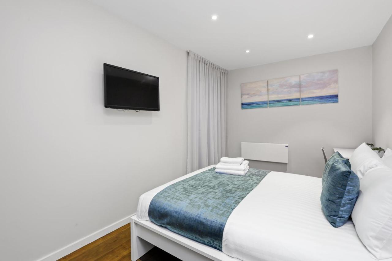 Spacious 1 Bedroom Flat ลอนดอน ภายนอก รูปภาพ